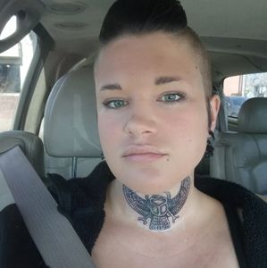 Meet your Posher, Abby